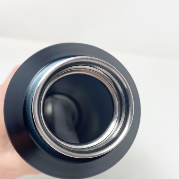 STARBUCKS 2021 LIMITED EDITION Metallic Green/Black Ombré Water Bottle - Picture 6 of 9